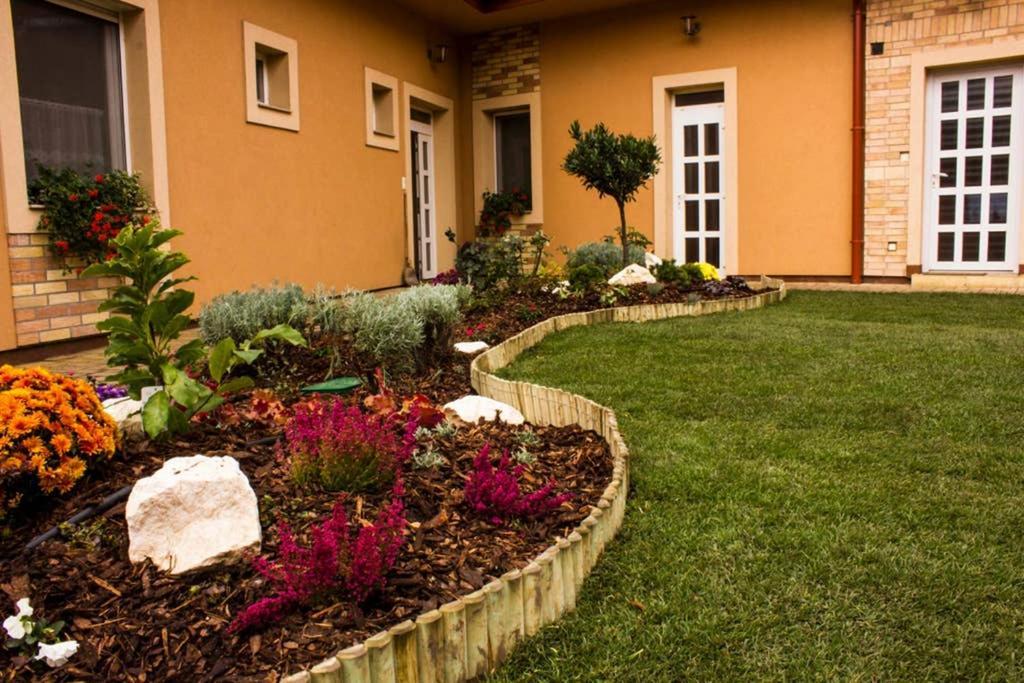 Teubel Apartman 2 Alba Regalǎ Exterior foto